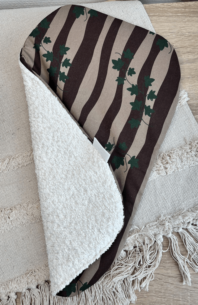 Coussin ovale Albertha's "Lierre grimpant"