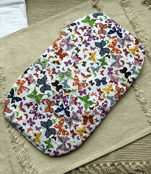 Coussin ovale "papillons"