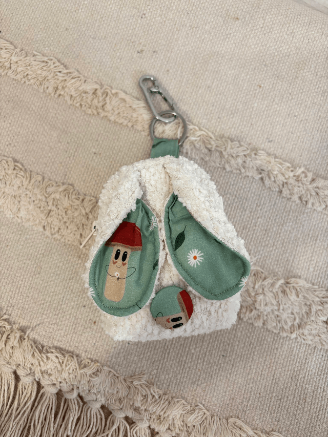 Albertha's Berthi’s – Mini sacs porte-clés à oreilles de lapin 
